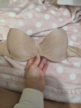 La SENZA Nude Strapless Adhesive Bra